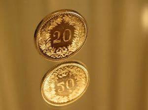money-689493_1920